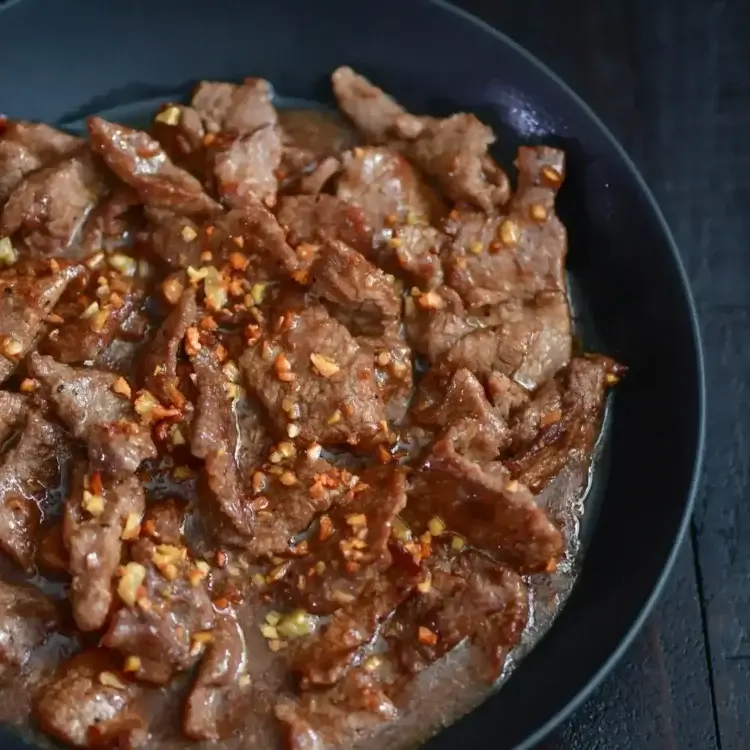 how to cook garlic pepper beef